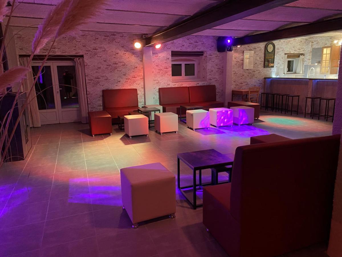L'anagramme, Chambres, Table D'hotes Et Pour Adultes, Naturistes Ou Non !